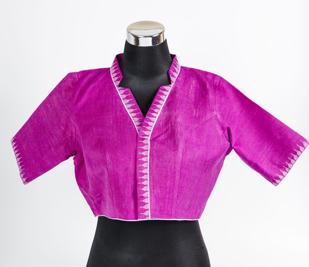 COLLARED NECK BLOUSE WITH MOTIFS FROM MANIPUR